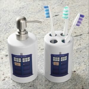 dr. who Tardis Soap And Toothbrush Holder
